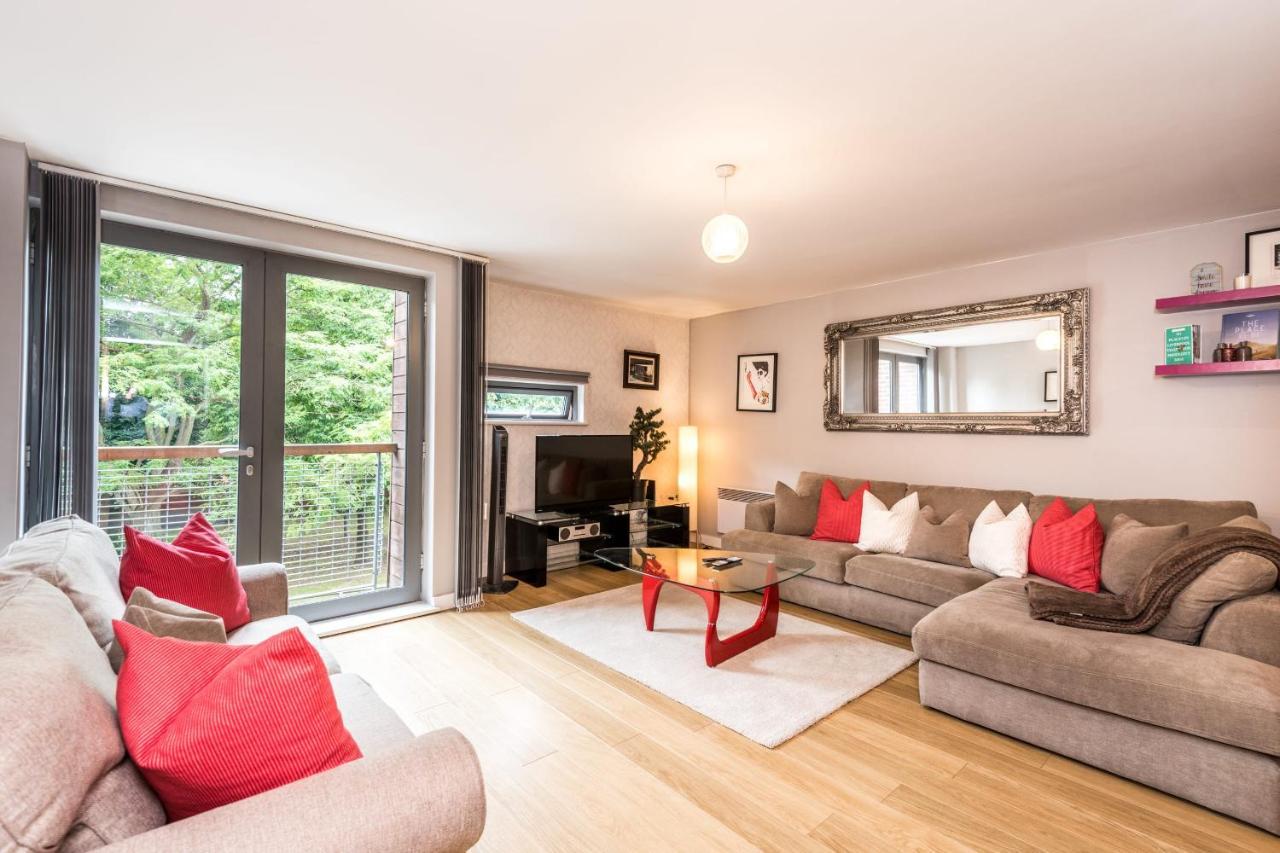 Host & Stay - York Place Apt Ливърпул Екстериор снимка